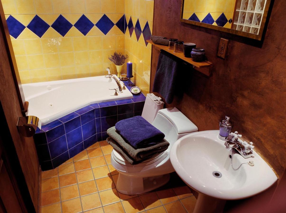 A La Carte Bed & Breakfast Montreal Exterior photo