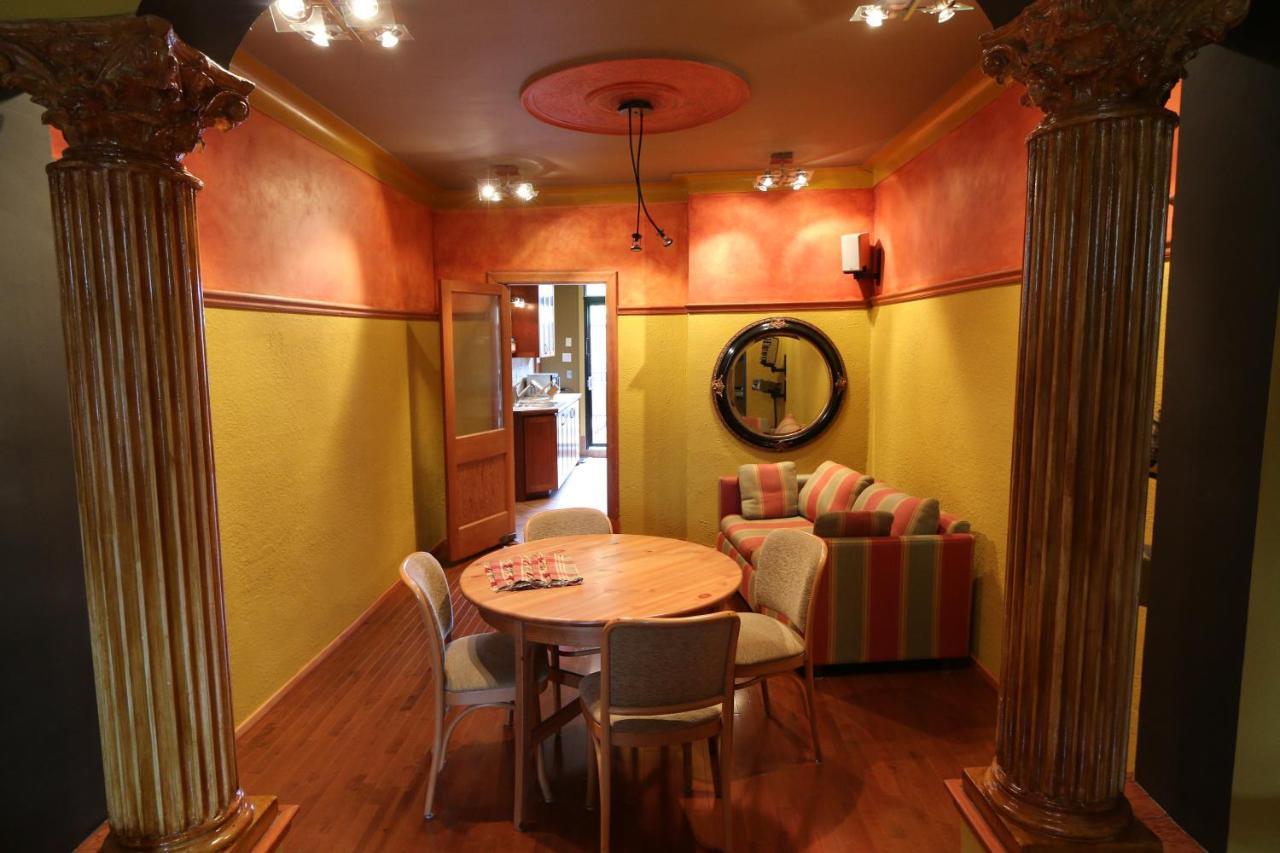 A La Carte Bed & Breakfast Montreal Exterior photo